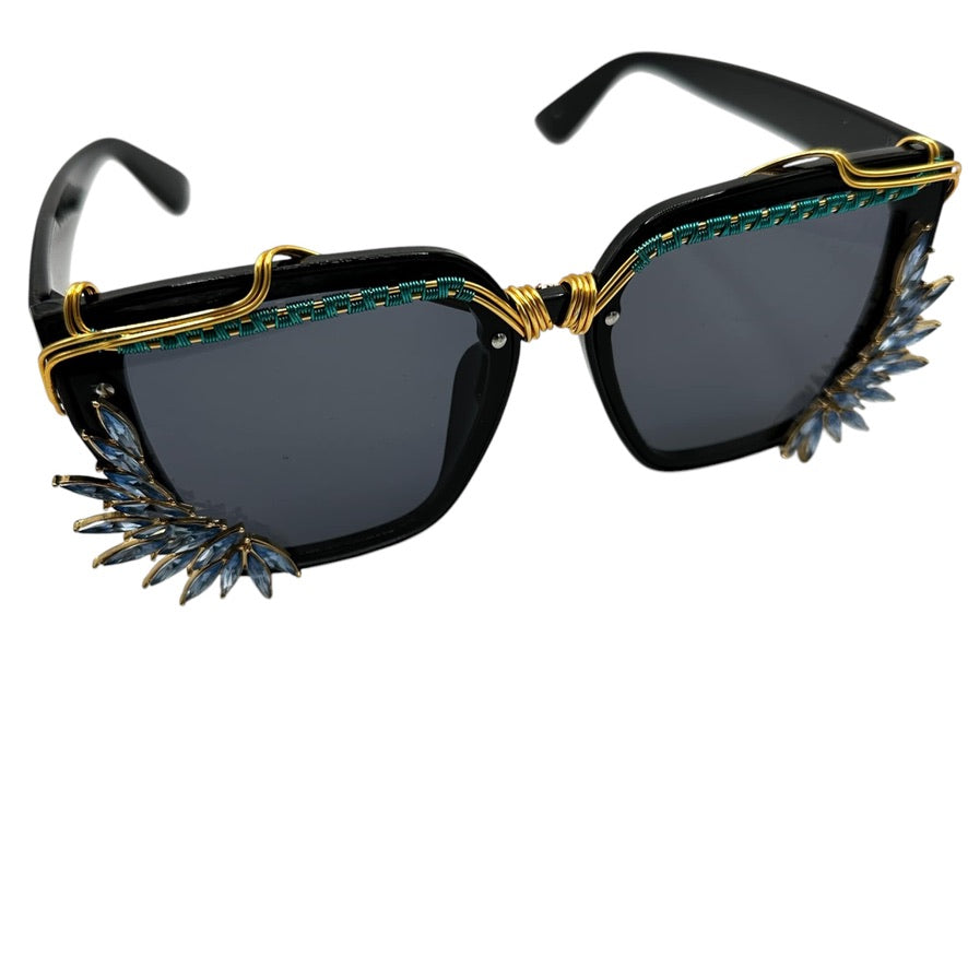 Limited Edition CRYSTAL CAT Blue | Spunglasses display picture 3