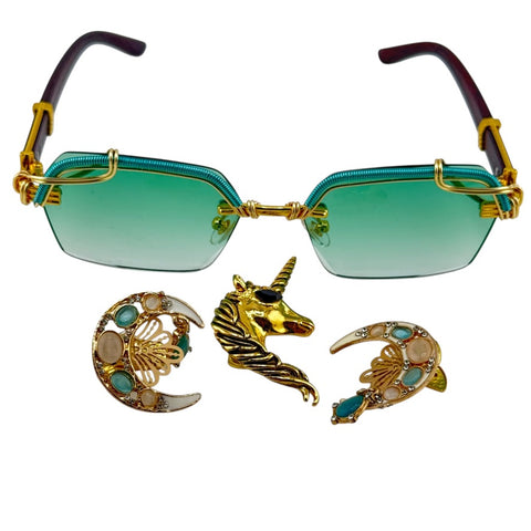 MOONRISE UNICORN – w 3 SpunClips™